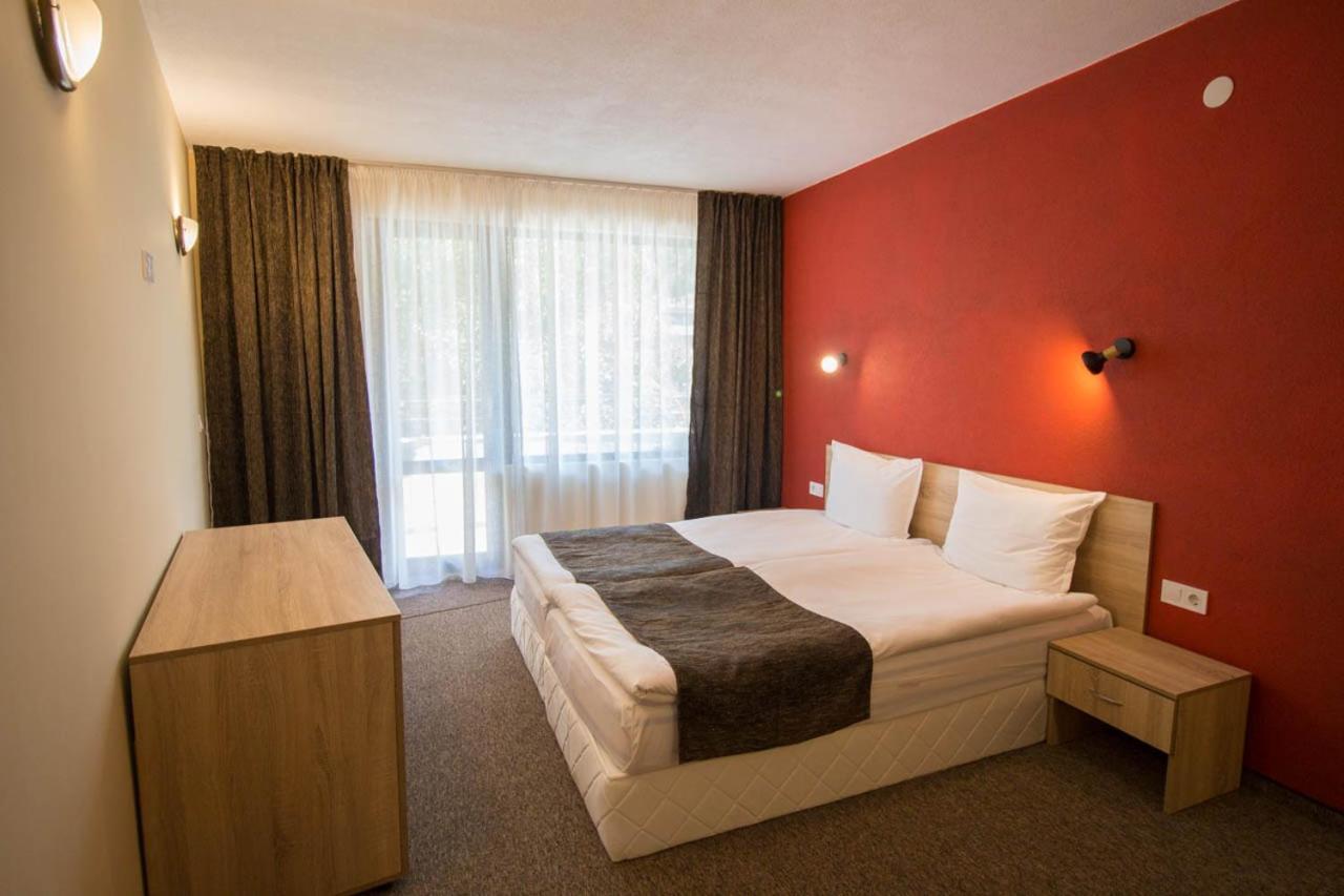 Evridika Hotel デヴィン エクステリア 写真