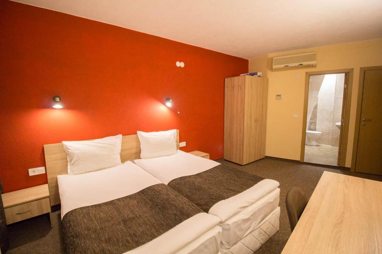 Evridika Hotel デヴィン エクステリア 写真