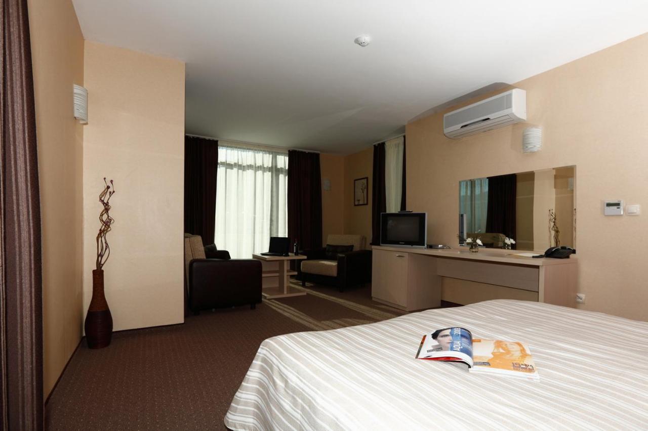 Evridika Hotel デヴィン エクステリア 写真